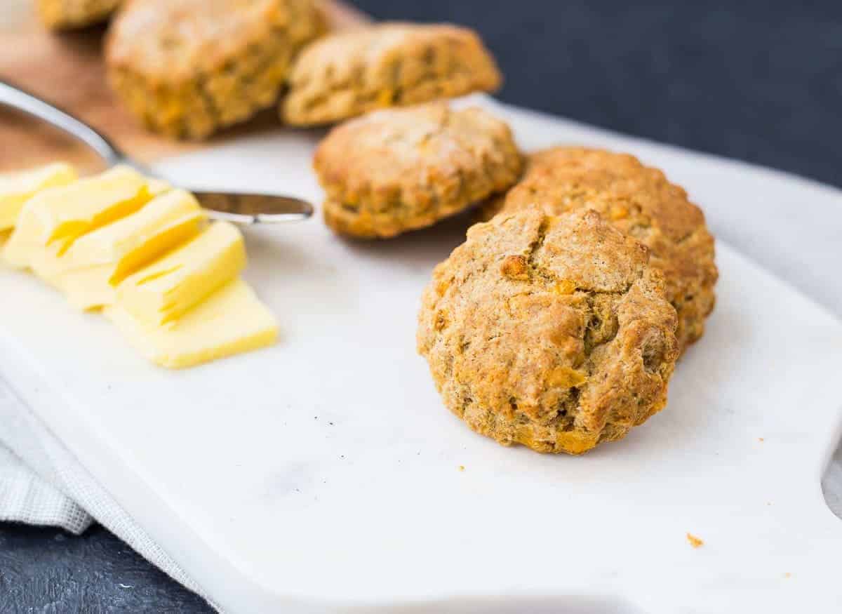 Peppery Nut, Cheese and Cornmeal Cookies